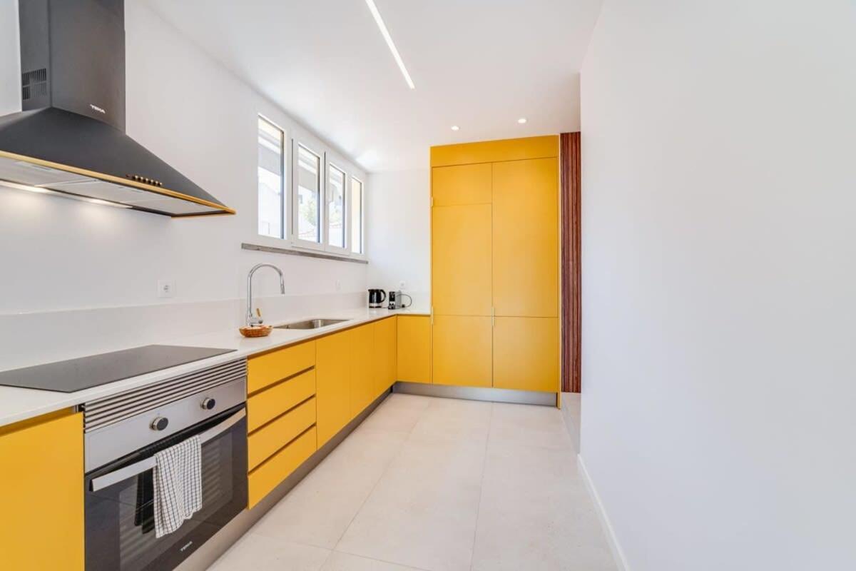 Cozy Coastal Getaway 3Br Apartment In Estoril Extérieur photo