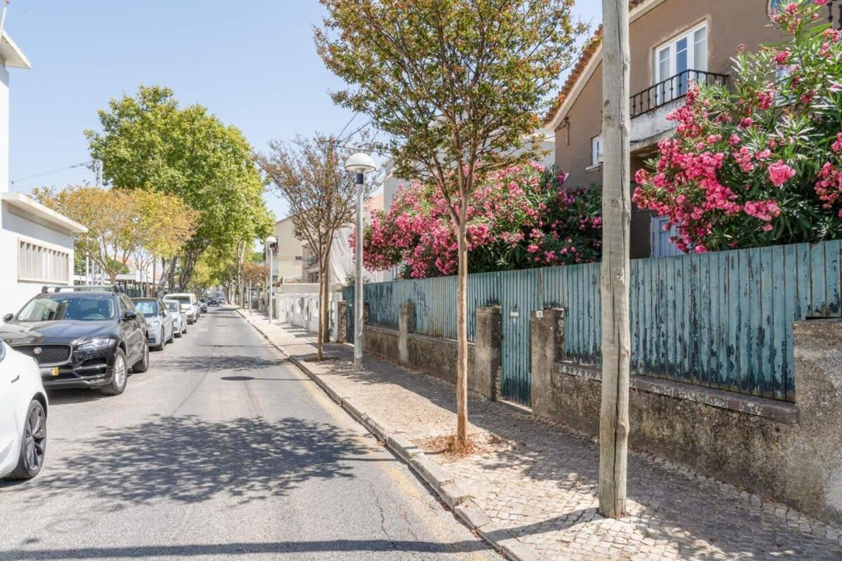 Cozy Coastal Getaway 3Br Apartment In Estoril Extérieur photo